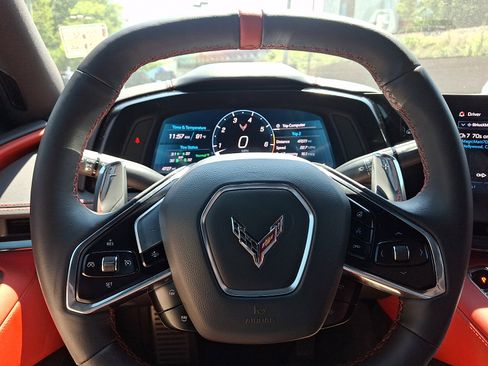 Used 2024 Chevrolet Corvette Stingray Preferred Cpe w/ Z51 Performance Package RWD image 18