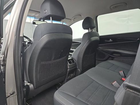 Used 2018 Kia Sorento LX FWD image 48