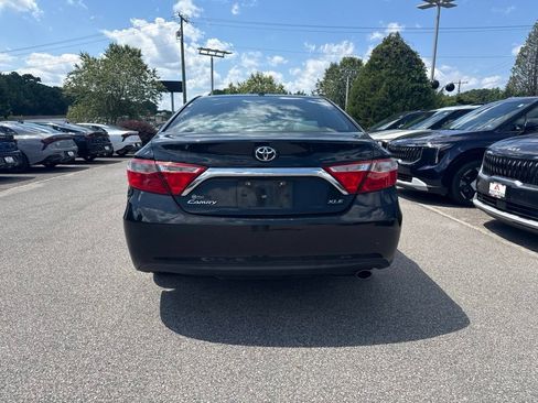Used 2016 Toyota Camry XLE FWD image 4