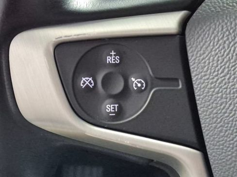 Used 2020 GMC Acadia SLE FWD image 12