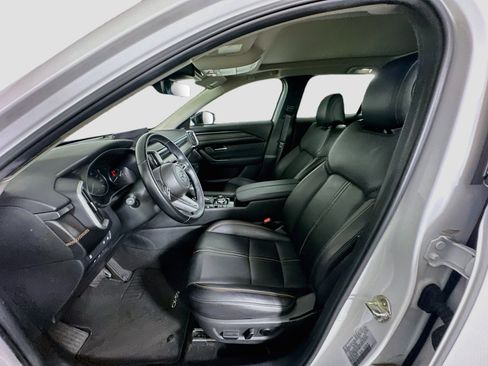 Used 2025 MAZDA CX-50 AWD 2.5 Hybrid w/ Premium Pkg image 13