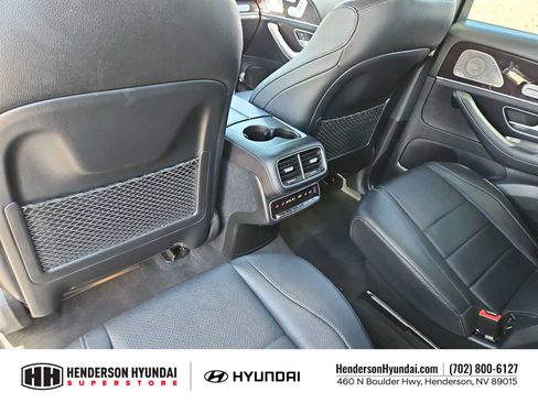 Used 2022 Mercedes-Benz GLS 450 4MATIC image 18
