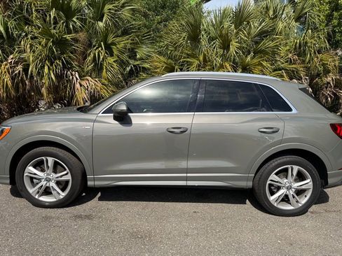 Used 2020 Audi Q3 2.0T Premium w/ Convenience Package image 6