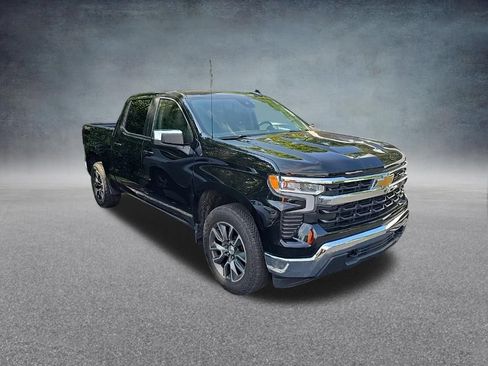Used 2023 Chevrolet Silverado 1500 LT AWD/4WD image 9