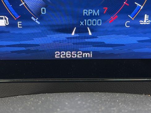 Used 2026 Chevrolet Traverse LT AWD/4WD image 24