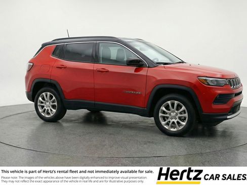 Used 2025 Jeep Compass Limited AWD/4WD image 1