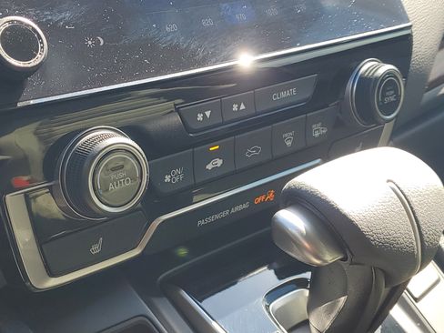 Used 2018 Honda CR-V EX image 29