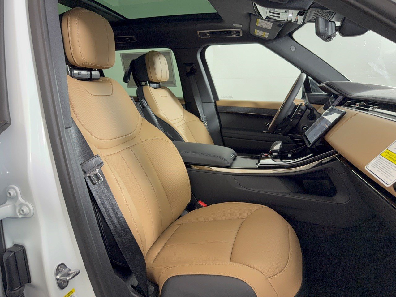 New 2026 Land Rover Range Rover Sport Dynamic SE AWD/4WD image 30