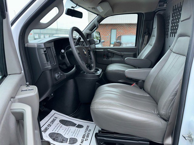 Used 2025 Chevrolet Express 2500 w/ Driver Convenience Package RWD image 18