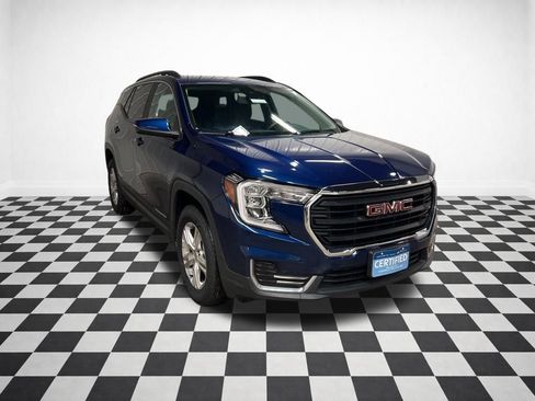 Certified 2022 GMC Terrain SLE w/ Driver Convenience Package image 1