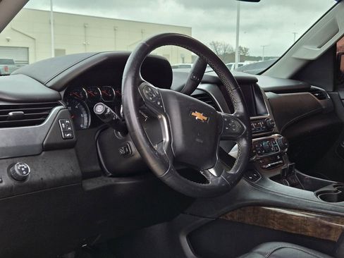 Used 2019 Chevrolet Tahoe LT image 10