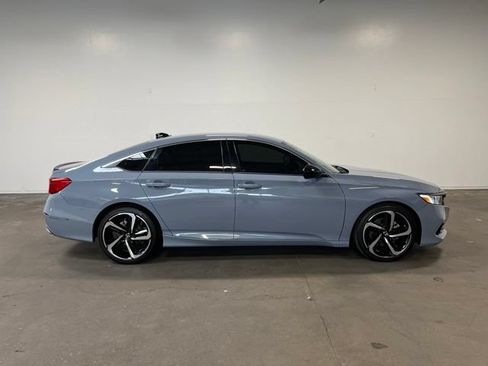 Used 2022 Honda Accord Sport Special Edition image 2