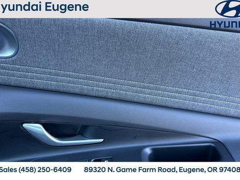 Used 2025 Hyundai Elantra Limited w/ Cargo Package image 20