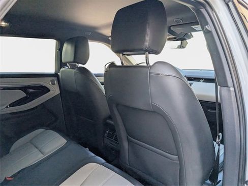 Used 2022 Land Rover Range Rover Evoque R-Dynamic S image 14