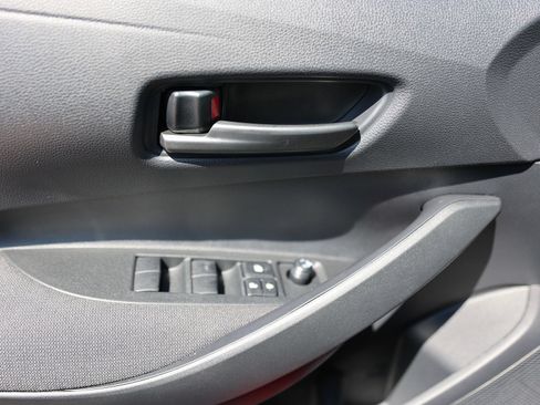 Used 2026 Toyota Corolla LE FWD image 33