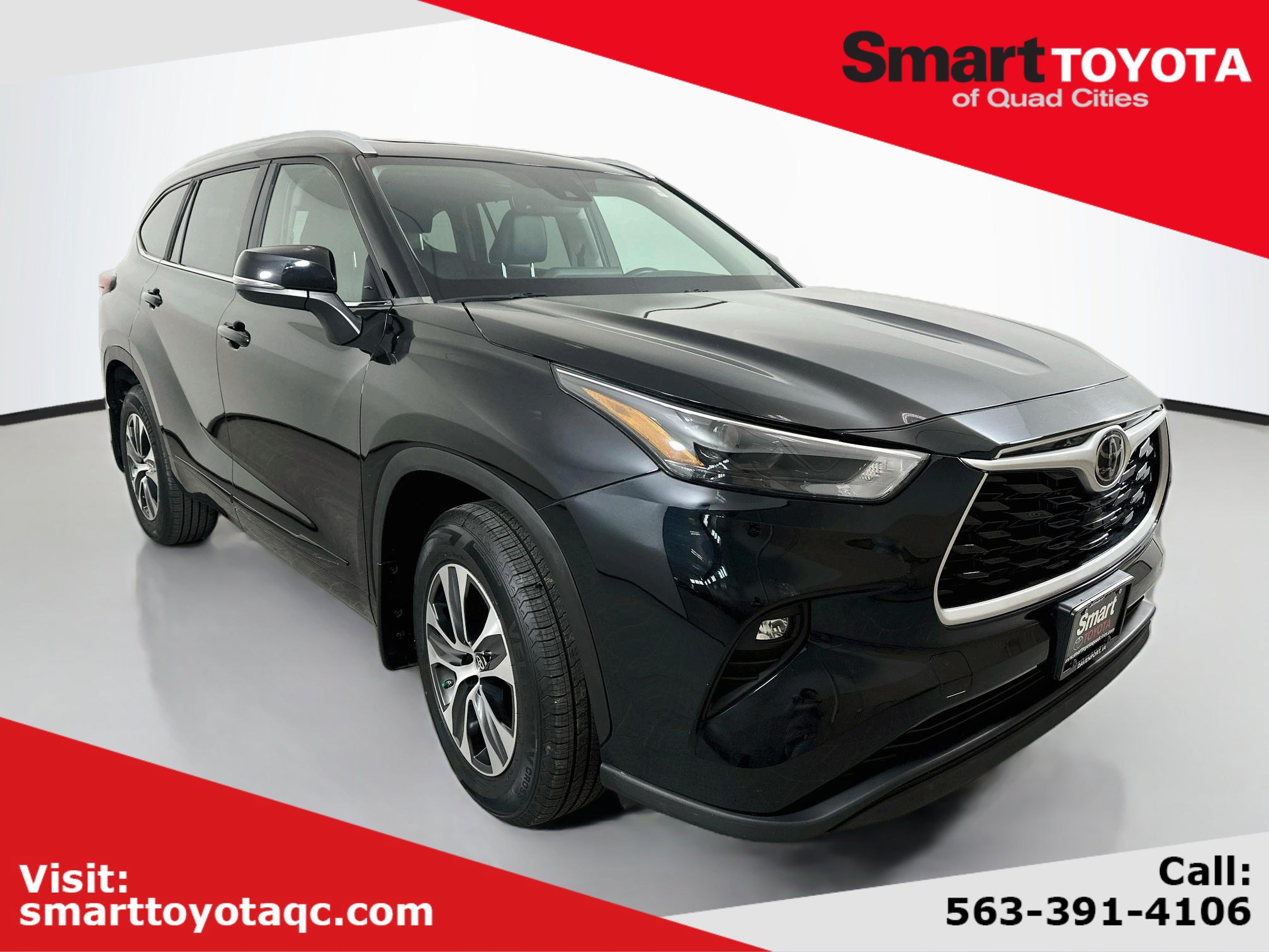 Used 2023 Toyota Highlander XLE AWD/4WD image 1