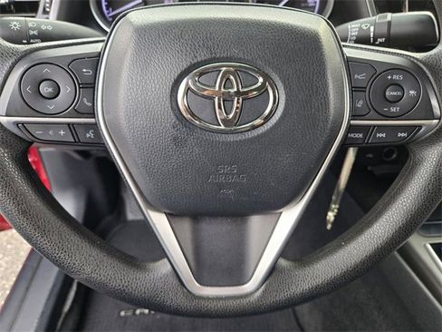 Used 2021 Toyota Camry LE image 25