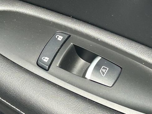 Used 2024 INFINITI QX50 Luxe AWD/4WD image 34
