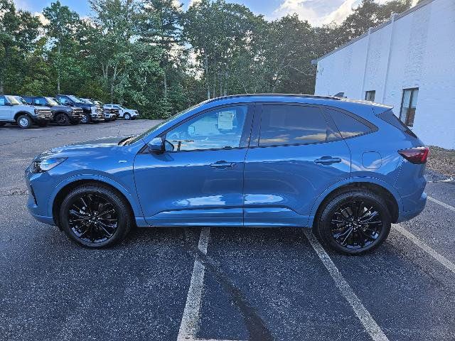 Certified 2023 Ford Escape ST-Line Elite AWD/4WD image 8