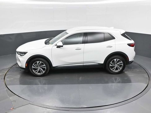Used 2023 Buick Envision Essence image 28