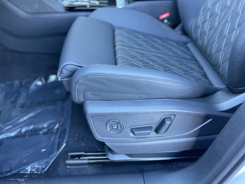 New 2025 Audi SQ5 Premium Plus image 18