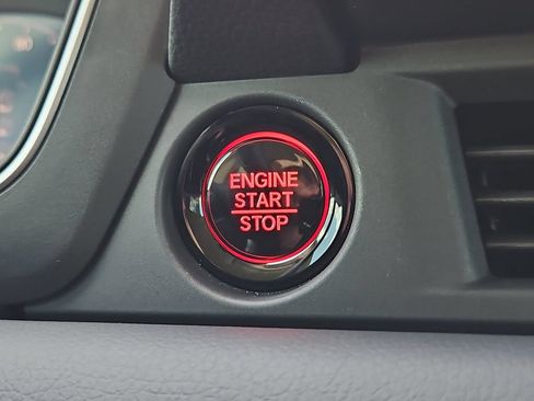 Used 2026 Honda Pilot EX-L image 28