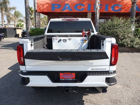 Used 2022 GMC Sierra 2500 Denali image 8