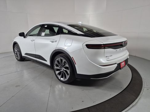 New 2026 Toyota Crown image 3