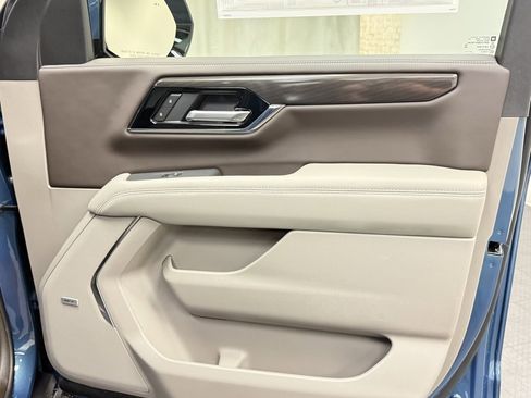 New 2026 GMC Yukon XL Elevation w/ LPO, Floor Liner Package image 18