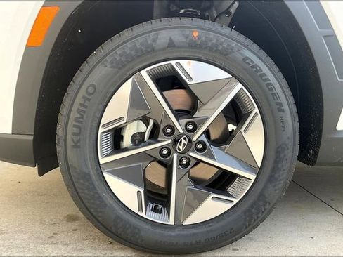 New 2025 Hyundai Tucson SEL image 11