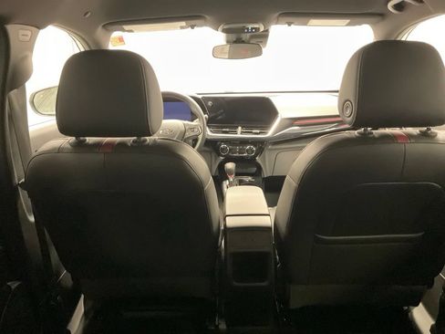 Used 2024 Chevrolet Trax RS w/ Driver Confidence Package FWD image 21