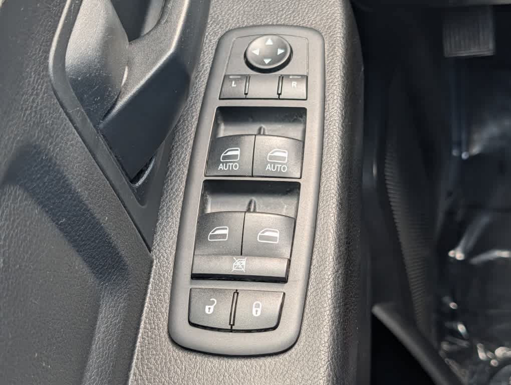 Used 2019 RAM 1500 Express AWD/4WD image 21