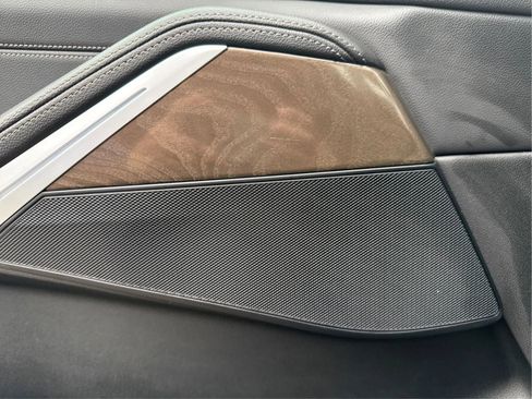 Used 2022 BMW X5 xDrive40i w/ Premium Package image 36