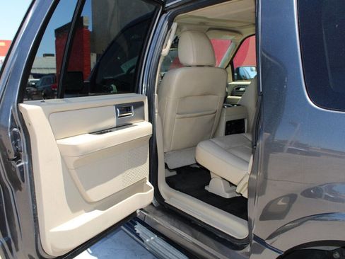 Used 2017 Ford Expedition EL Limited image 13