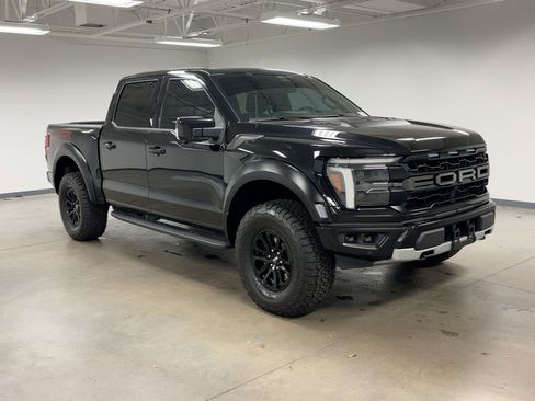 Used 2024 Ford F150 Raptor image 6