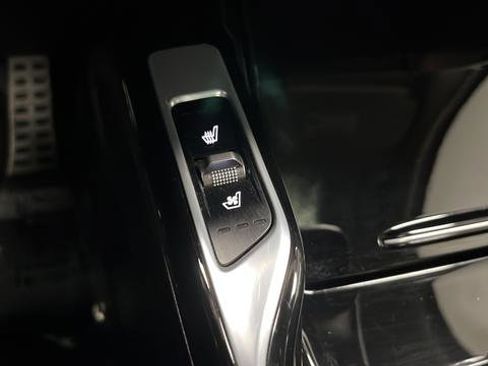 Certified 2022 Kia Sorento SX Prestige AWD/4WD image 28