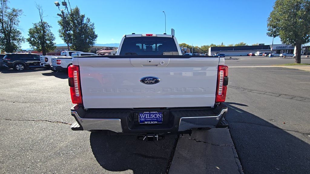 Used 2026 Ford F450 Lariat w/ FX4 Off-Road Package AWD/4WD image 6