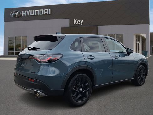Used 2023 Honda HR-V Sport image 4