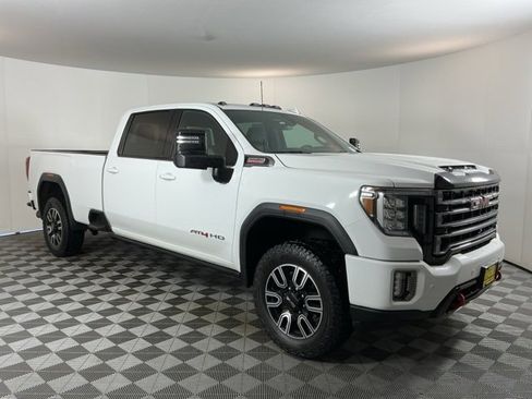Used 2023 GMC Sierra 3500 AT4 w/ AT4 Premium Plus Package image 3