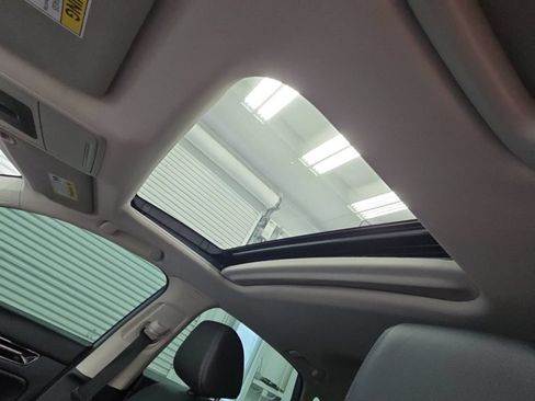 Used 2024 Honda Civic Touring image 30
