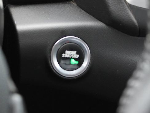 Used 2018 GMC Terrain SLE image 28