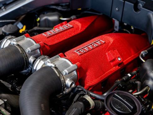 Used 2024 Ferrari Roma RWD image 26