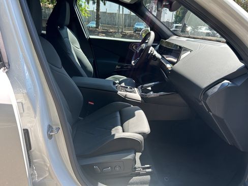 New 2026 BMW X3 xDrive30i w/ M Sport Package AWD/4WD image 28