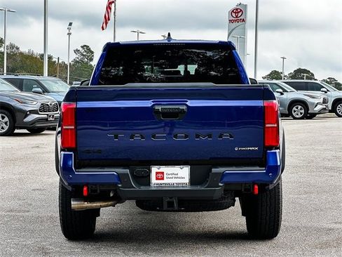 Certified 2025 Toyota Tacoma TRD Off-Road image 7