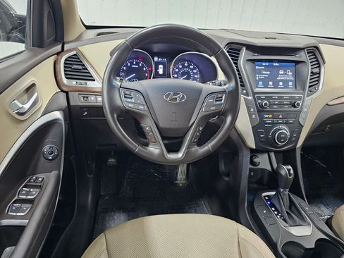 Used 2018 Hyundai Santa Fe Sport image 16