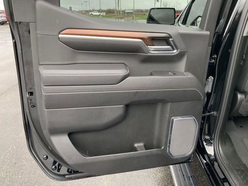 Used 2024 GMC Sierra 1500 Denali AWD/4WD image 19