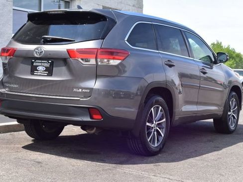 Used 2018 Toyota Highlander XLE w/ Protection Package #3 AWD/4WD image 14