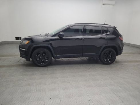 Used 2019 Jeep Compass Latitude AWD/4WD image 2