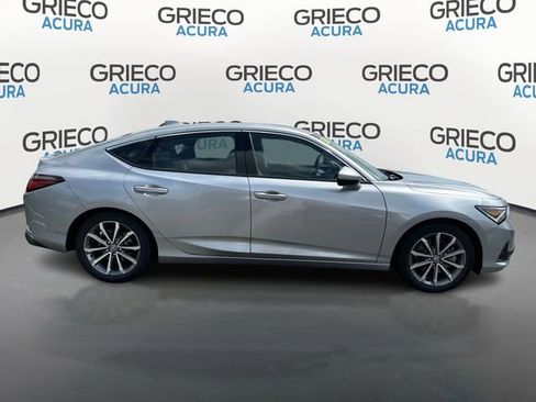 New 2025 Acura Integra image 5
