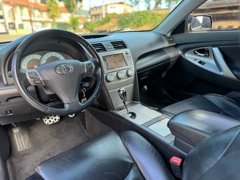 Used 2010 Toyota Camry SE image 17
